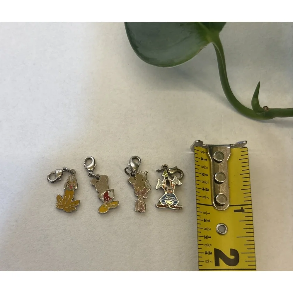 Disney Charm Keychain Mickey Mouse Minnie Mouse Pluto‎ Goofy